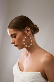 Westward Pearl Hoops