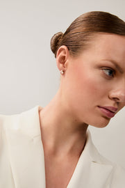 Wilke Pearl Studs Gold