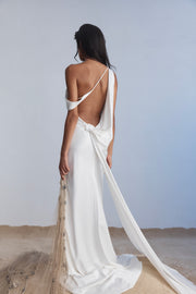 Arlo Gown