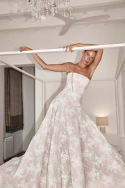 Dalias Gown