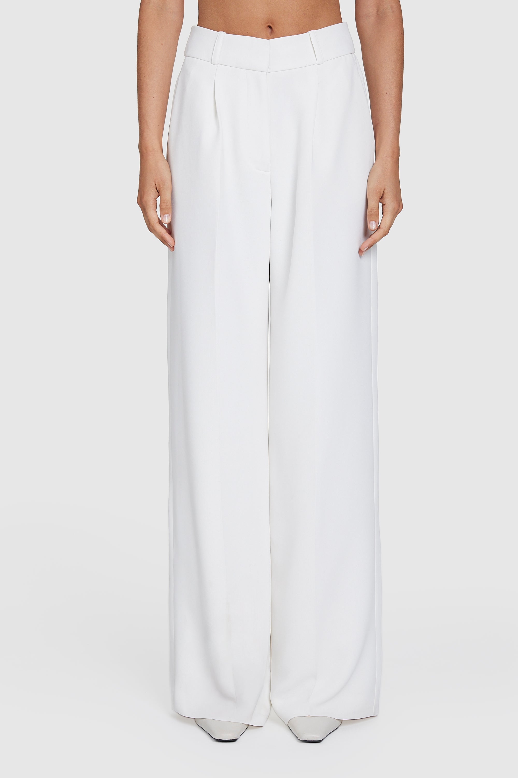 Pleated Crepe Trouser – KYHA Studios US