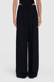 Pleated Crepe Trouser