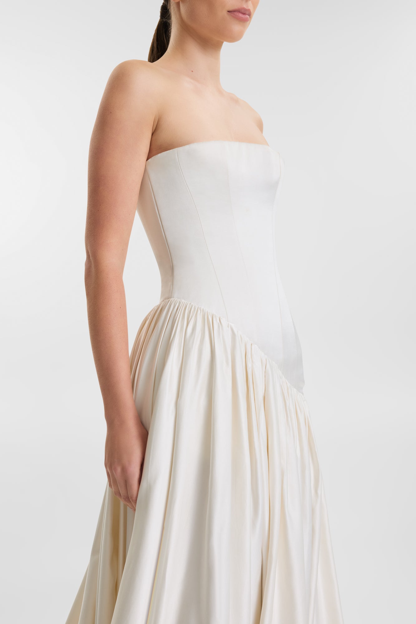 Lotus 1 / With Ruffle Lotus 1 / With Ruffle